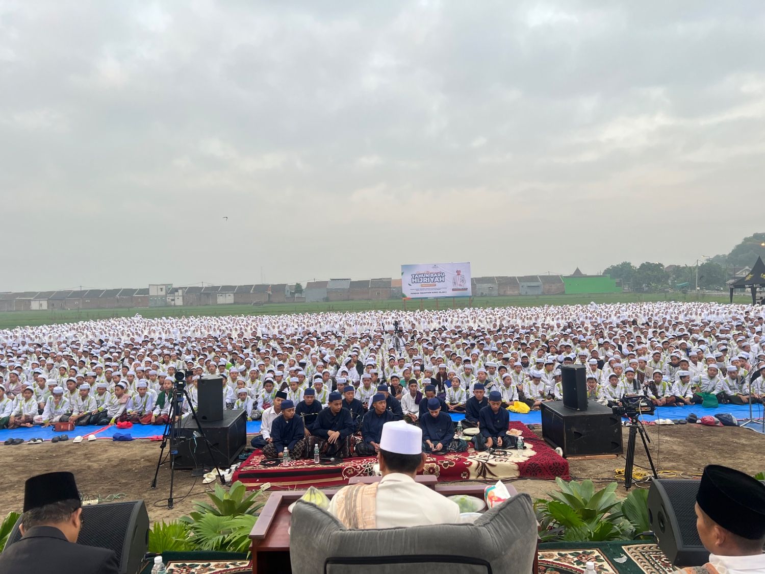 Peringatan Tahun Baru Islam 1448 H, Abah Yai Tekankan Semangat Perubahan dan Peningkatan Prestasi