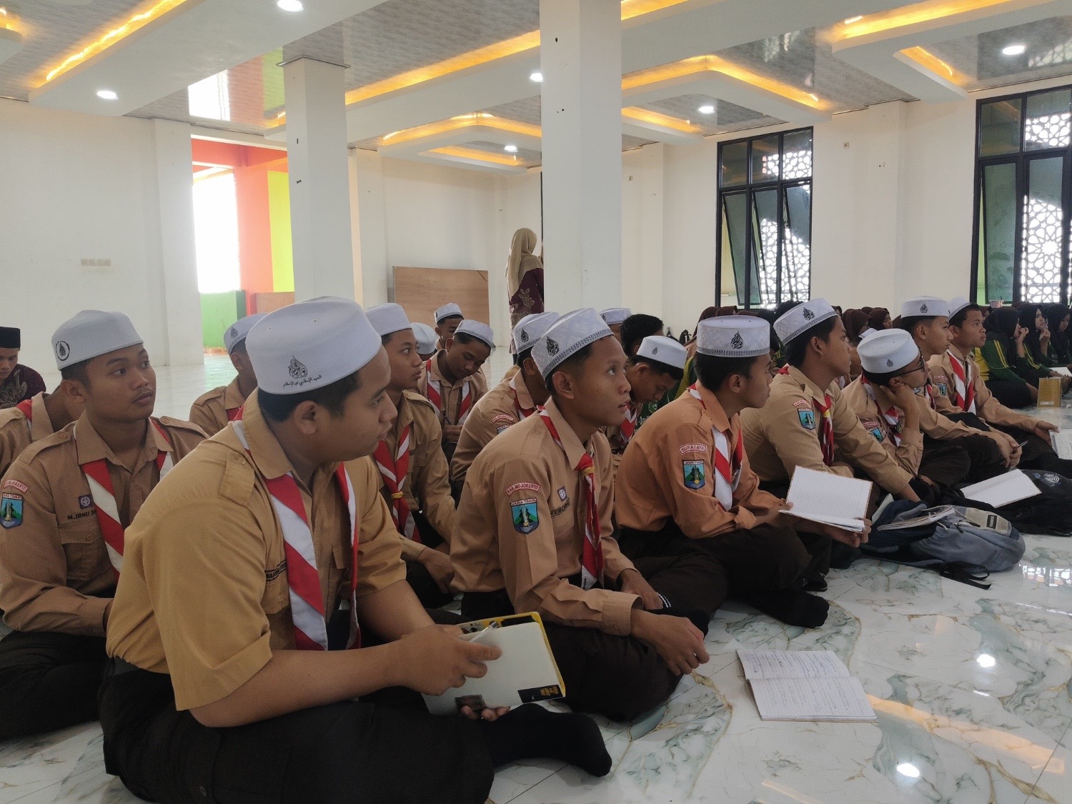 MA 2 Ad Dauliyyah Gelar ToT Bahasa Inggris "From Zero to Hero"